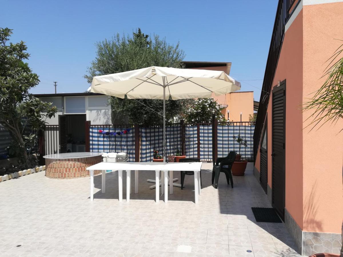 סירקוזה Villa Due Delfini מראה חיצוני תמונה